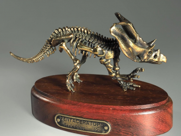 Модель скелета динозавра Pentaceratops - «globural.ru» - Донецк